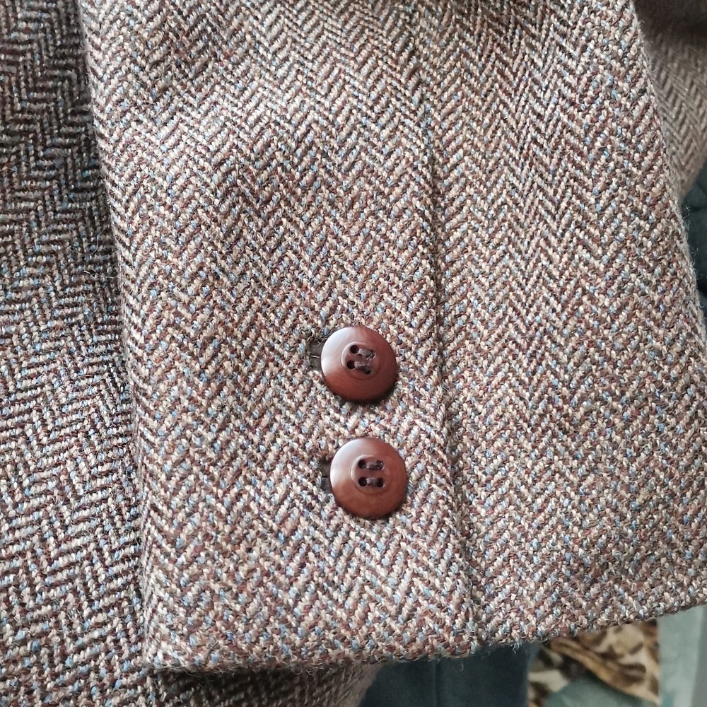 TAHARI BLAZER - Picture 7 of 9